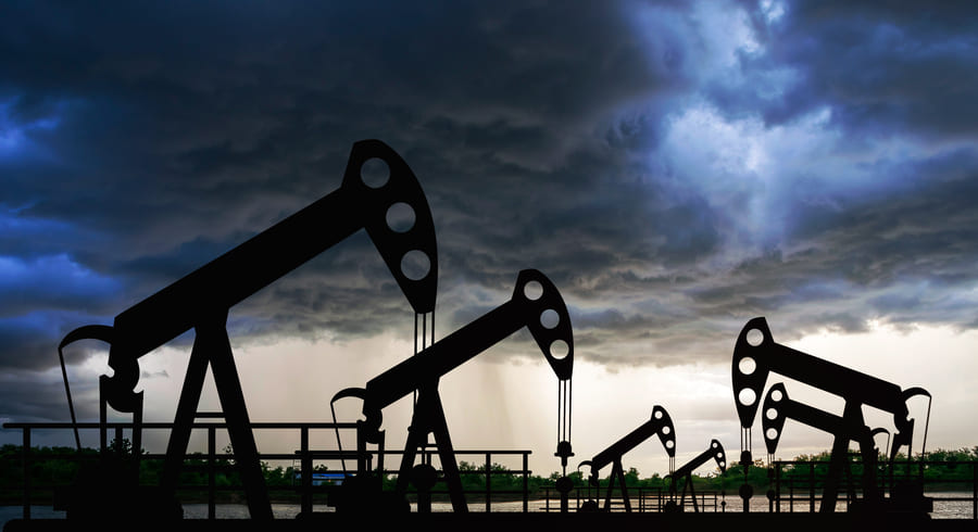 Чем апрель грозит нефтяной отрасли? фото