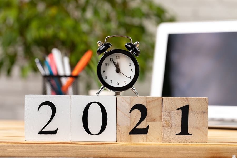 Какие вакансии размещают под Новый год? изображение