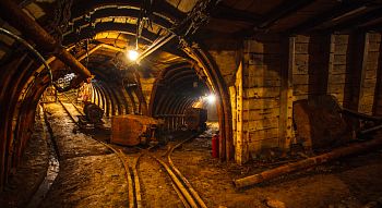 Ростехнадзор планирует внести изменения в правила безопасности в угольных шахтах фото
