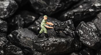 Требования к организациям, эксплуатирующим угольные шахты, станут жестче фото